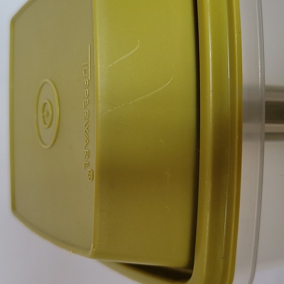Tupperware vintage pickle keeper - Picture 8 of 15